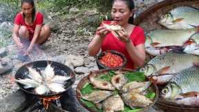 Survival skills: Catch and Cook fish Fries with Peppers sauce I like to eat - Food my village Ep 40
