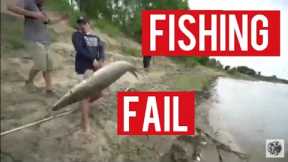 Funniest Fishing FAILS on Youtube! (Compilation)