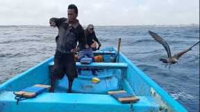 TUNA FISH CATCHING SKILLS IN INDIAN OCEAN SEA AMAZING FISHING VIDEOS