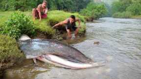 Top 10 Video Wild Fishing Amazing Fish Trap, 100 Days Survival - Catch Many Fish Good Cooking