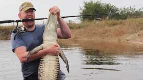 Fishing for Alligators!!! Catch Clean Cook Alligator