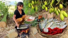 Survival skills- Cooking sea fish with sur mango sauce for delicious