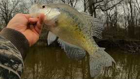 Crappie fishing a New lake.