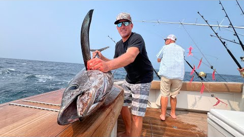 2 Days on a 8.5 Million $ Boat! Tuna, Wahoo, Marlin & Tilefish Catch & Cook