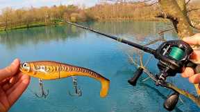 Pike Fishing a BLUE CRYSTAL Lake 💎 - BIG Lures, BIG fish?