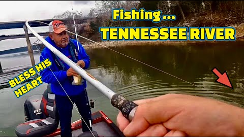 CATCHING FISH fishing THE TENNESSEE RIVER on WHEELER LAKE !!