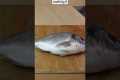 How to clean a fish before cooking it 