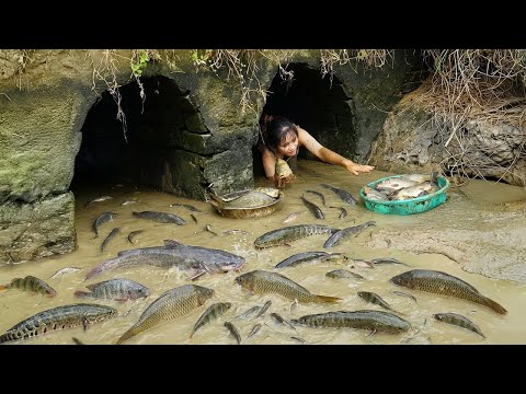 Incredible Fishing Skills! 72 Hours Hunting Tons of Alien Fish From the Sewer for Market Sale! 🐟💥