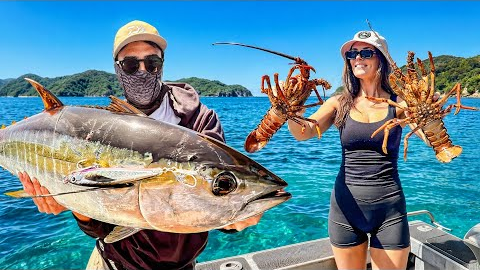 EXPLOSIVE Topwater Action | Kingfish, Tuna & Big Crayfish