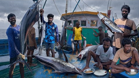 An Unforgettable Day‼️Living Off the Ocean for Eleventh Day 🤤 Epic Seafood Meal‼️
